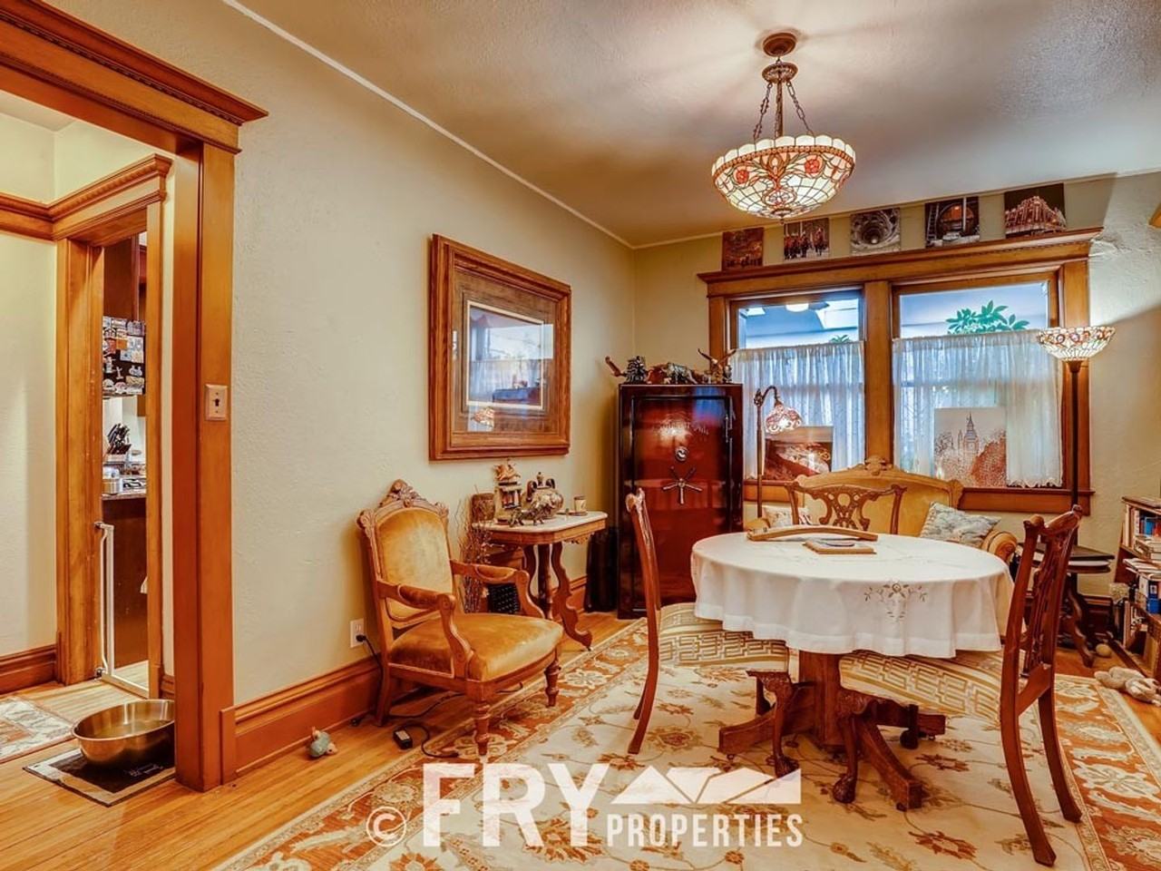 431 E 1st Ave - Photo 6 of 29