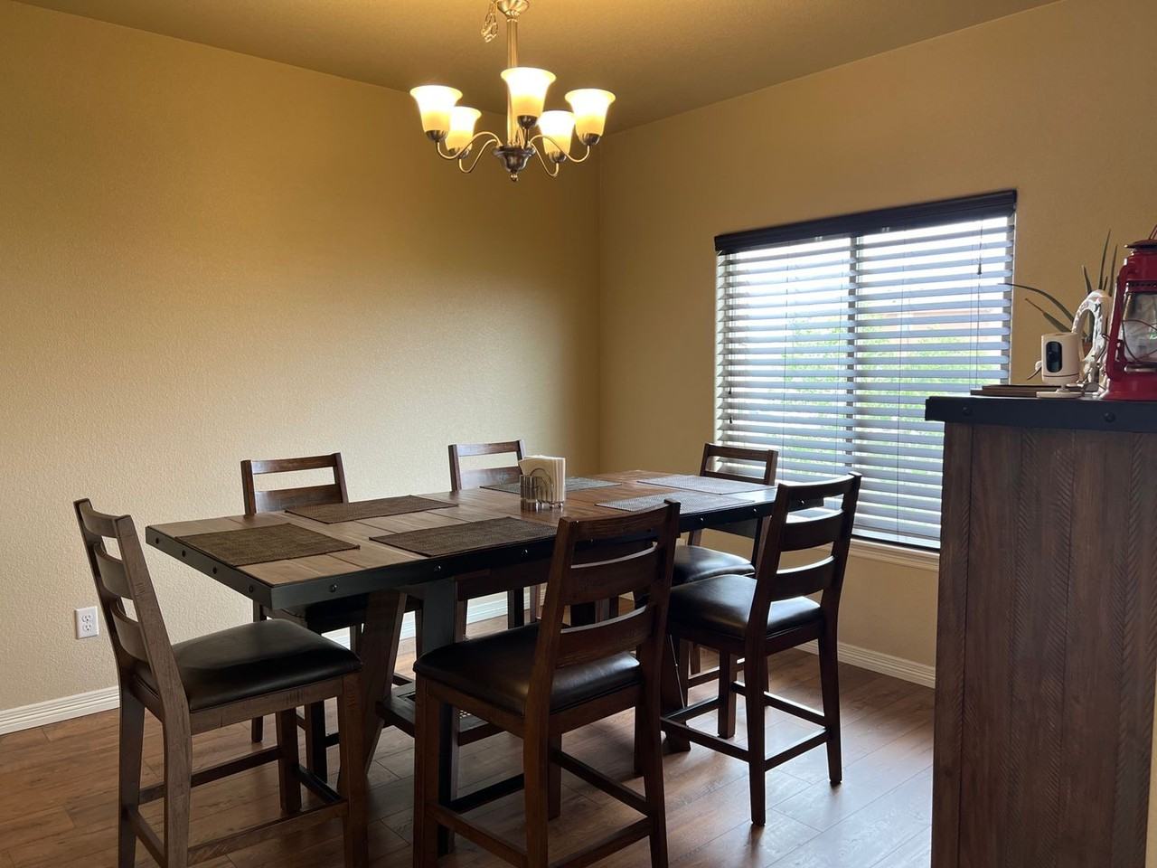 7727 Forest Valley Loop - Photo 5 of 20