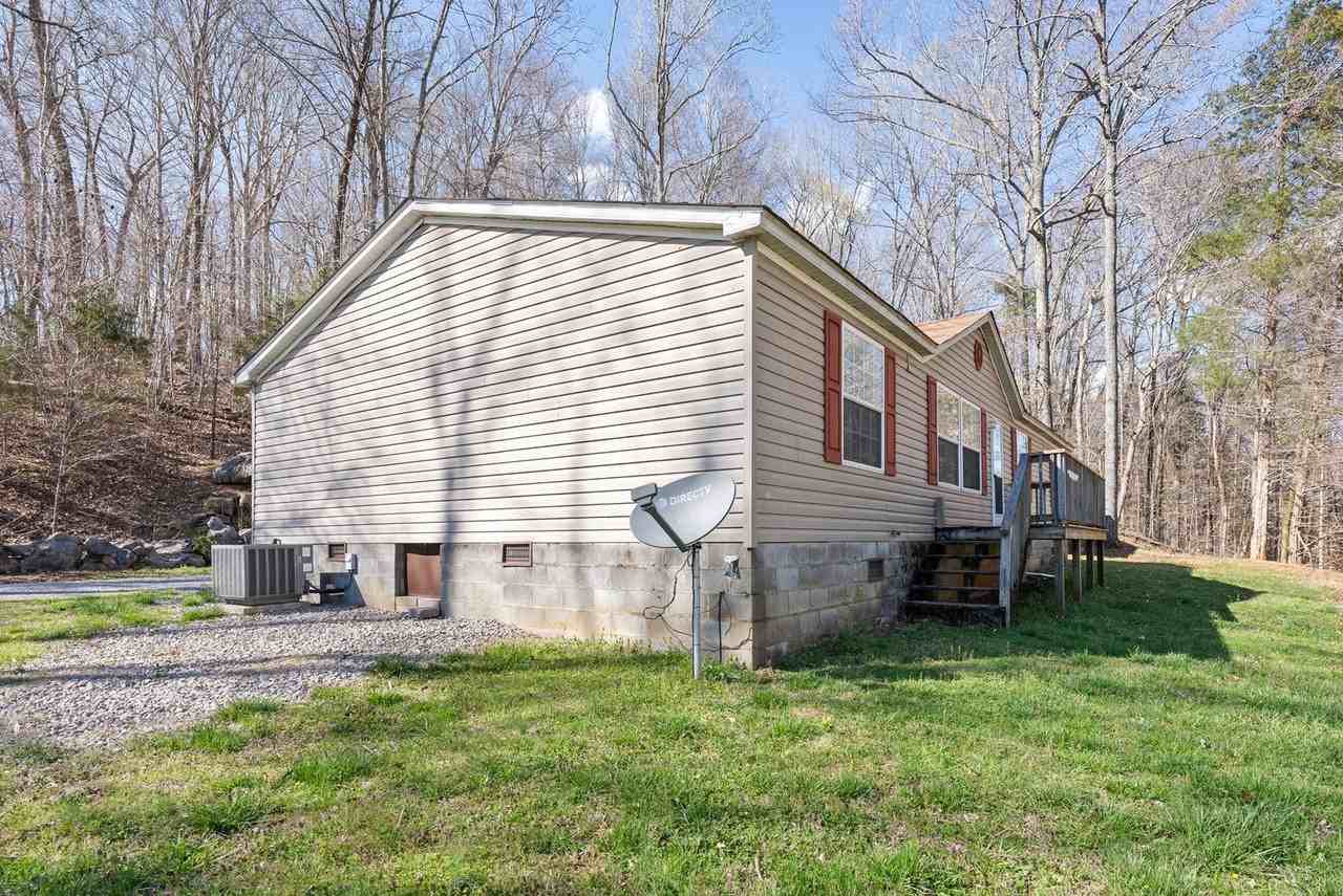 4190 Budds Creek Rd - Photo 2 of 27