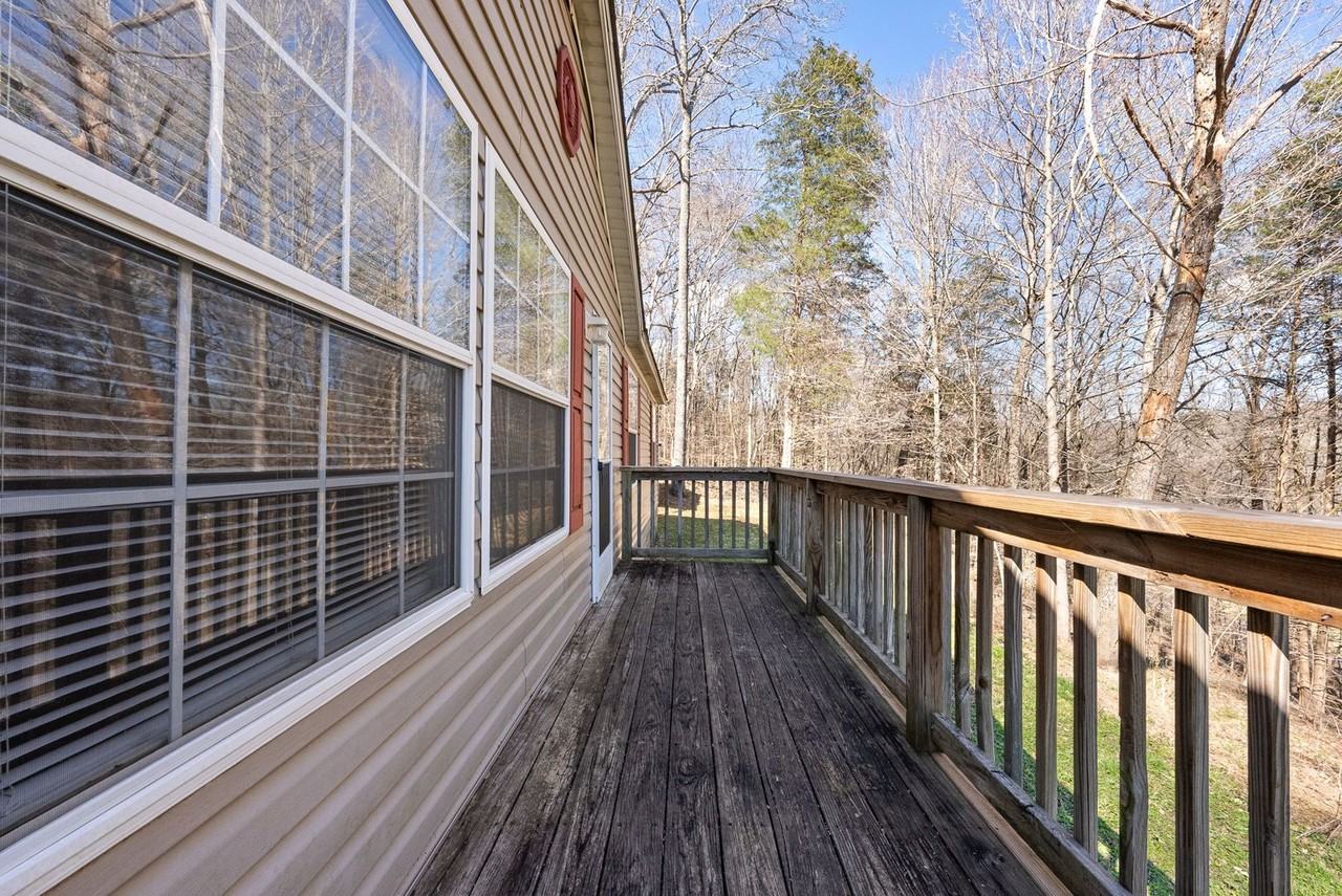 4190 Budds Creek Rd - Photo 3 of 27