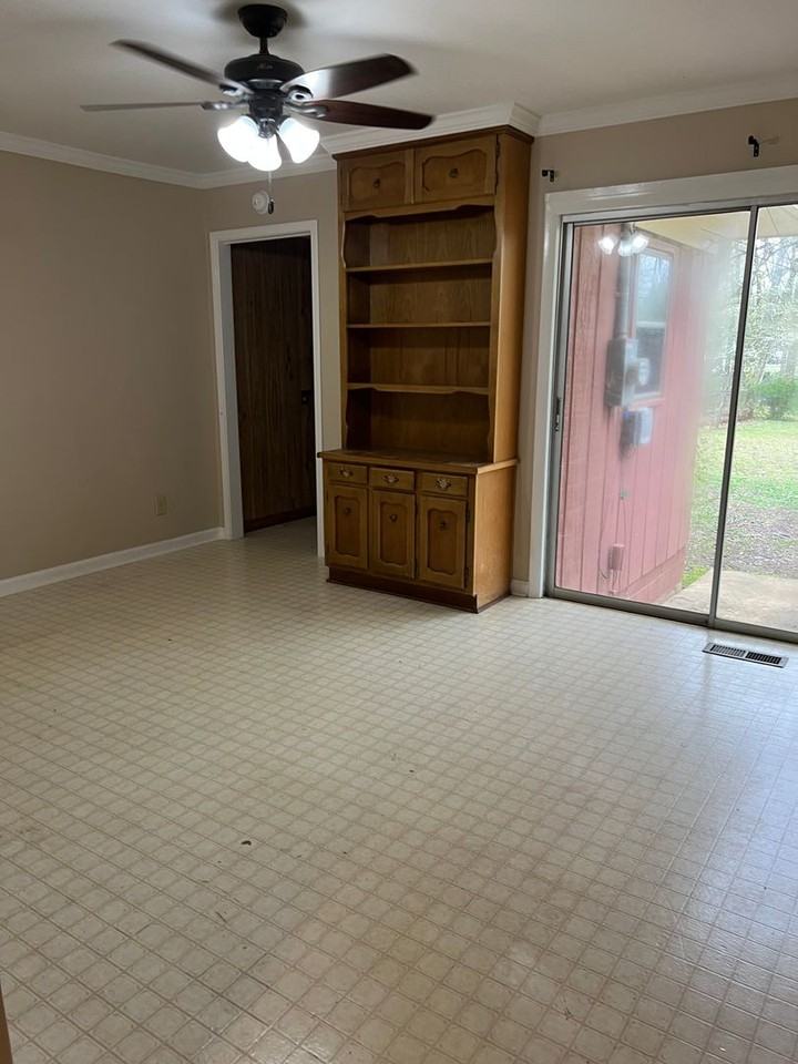 607 6th St Ne - Photo 2 of 13