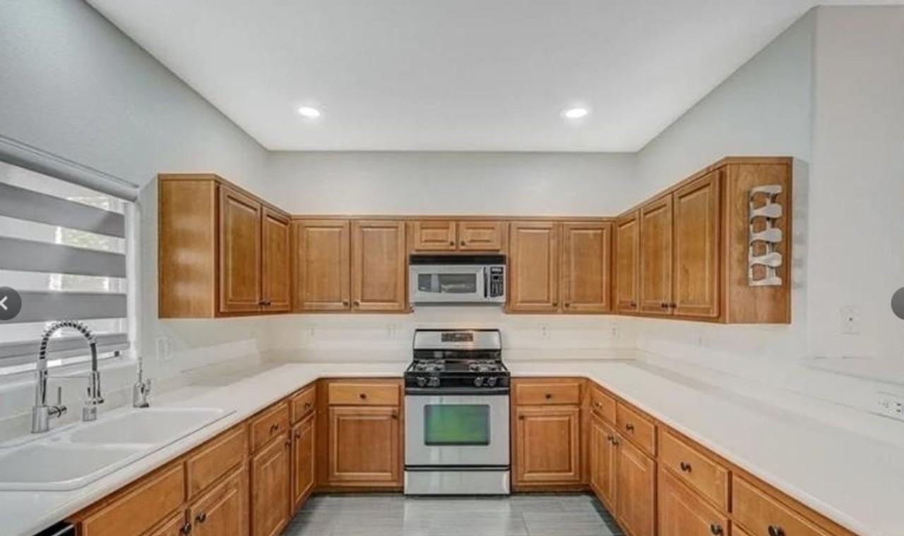 1684 Spotted Wolf Ave - Photo 6 of 6