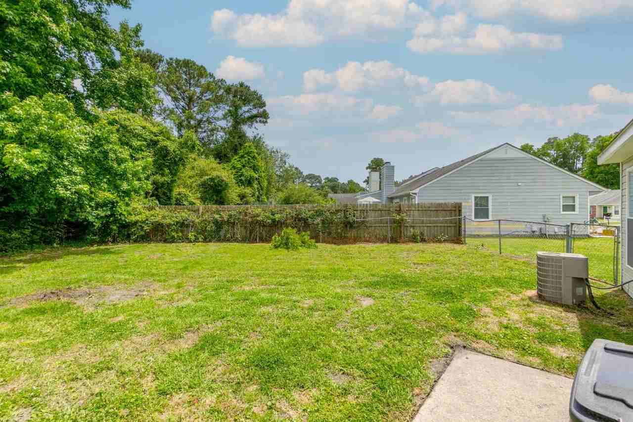 2130 Rolling Ridge Dr - Photo 3 of 30