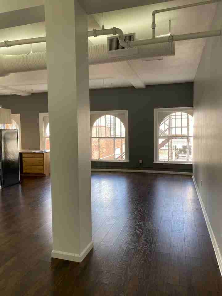 1555 California St - Photo 4 of 16