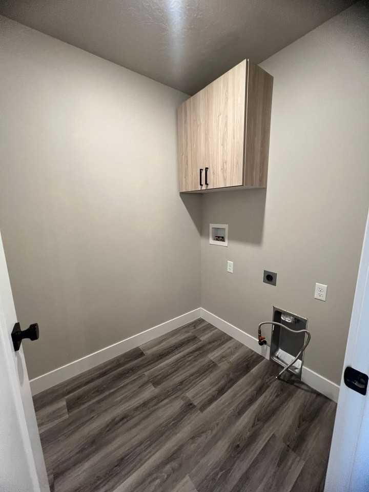 2656 N Clark Pkwy - Photo 7 of 16