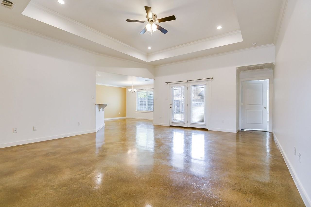 5918 Southampton Pl - Photo 5 of 29