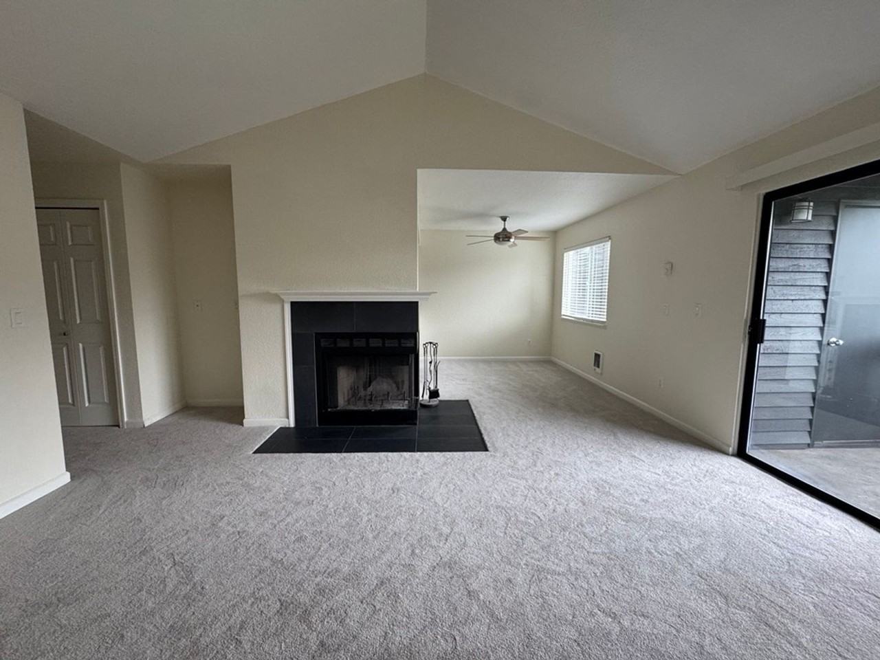 9480 Sw 146th Ter - Photo 3 of 15