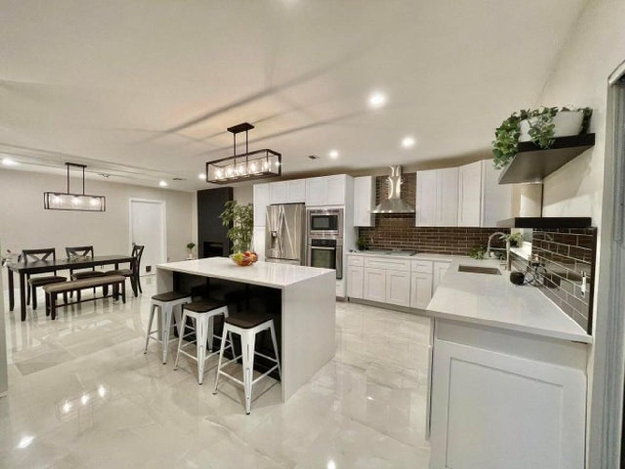 1799 Shower Tree Way - Photo 2 of 21