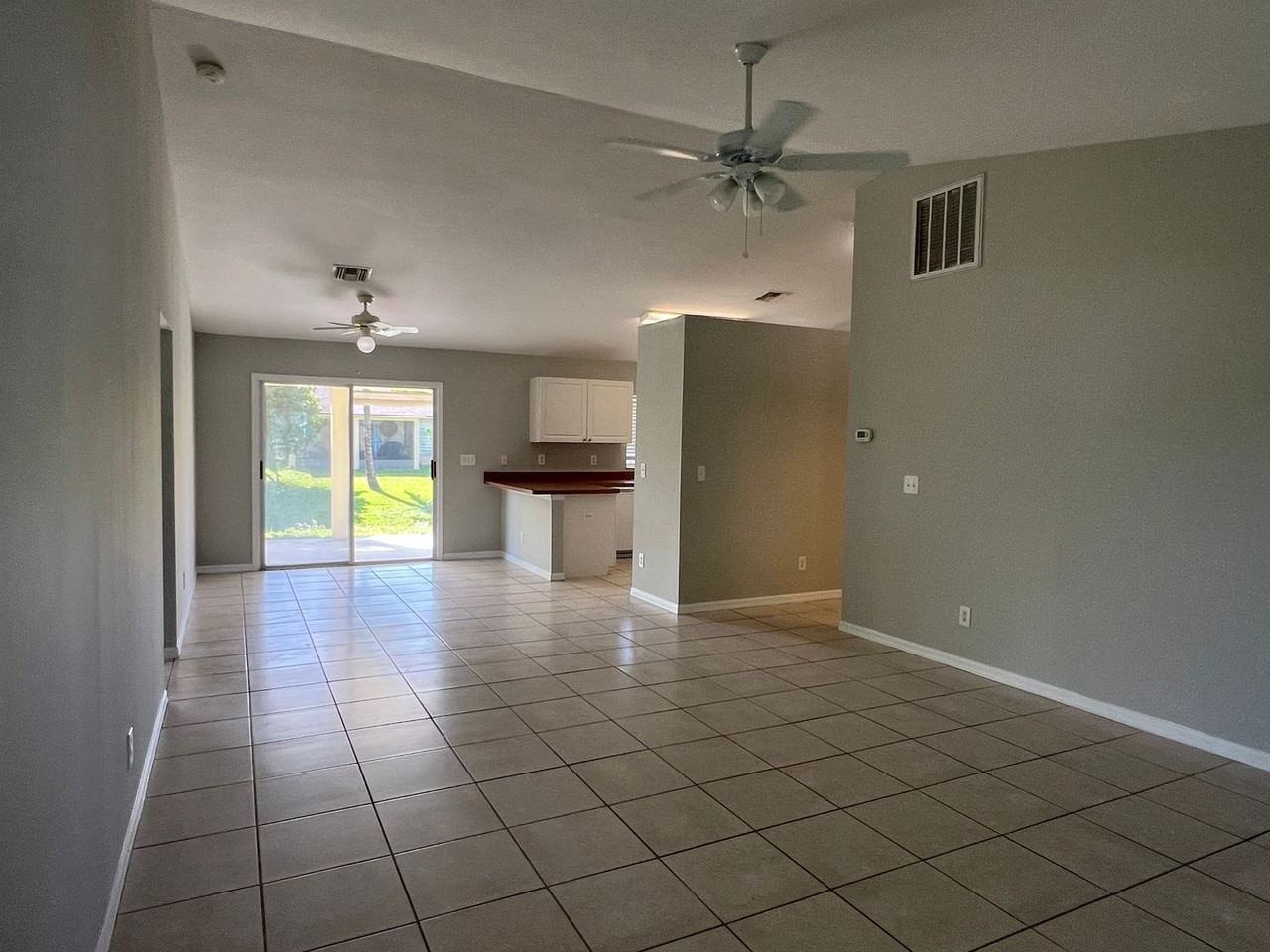 7755 104th Ave - Photo 3 of 12