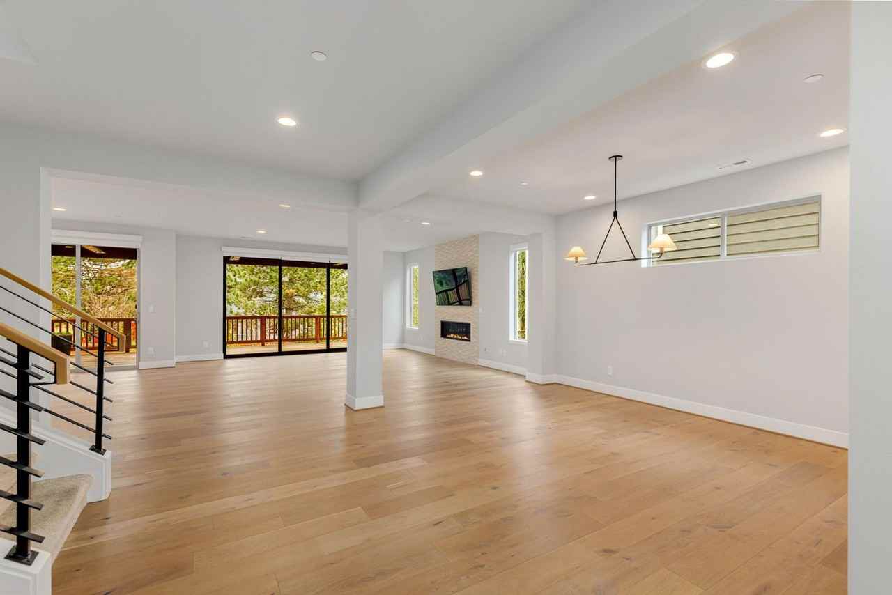 16022 124th Ct Ne - Photo 3 of 28