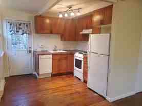 Apartment Availabile, near Children's Hospital and University of Washington - Photo 1 of 1