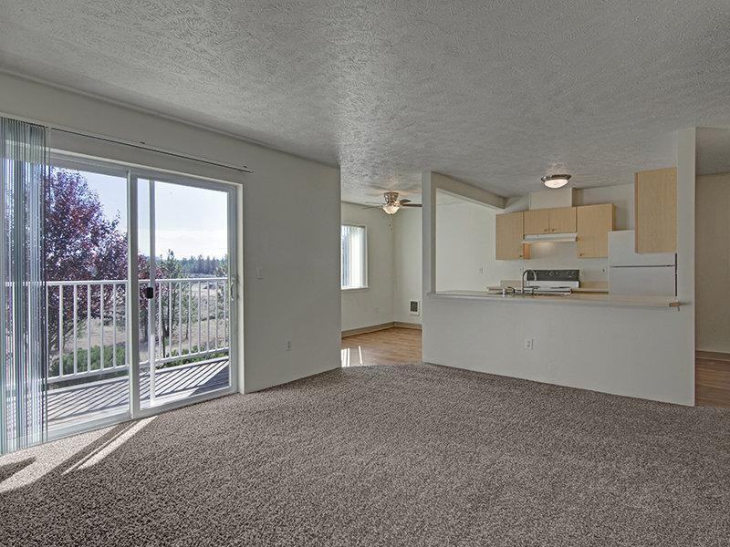 1225 E Westview Ct - Photo 5 of 38