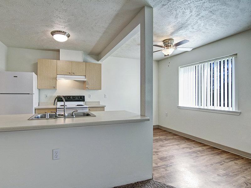 1225 E Westview Ct - Photo 2 of 38