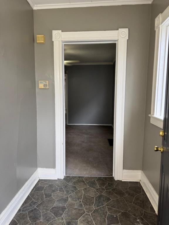 684 Linden St - Photo 2 of 11