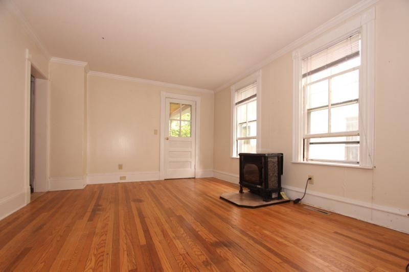 8 S Union St - Photo 2 of 16