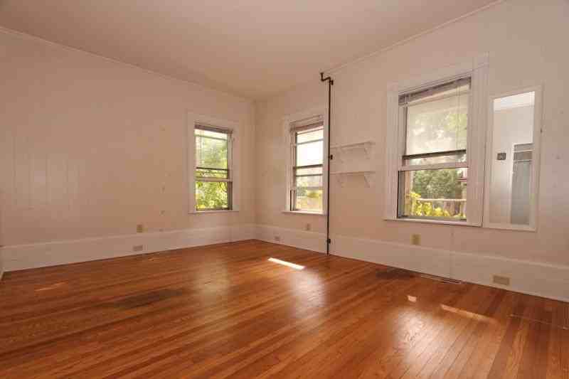 8 S Union St - Photo 5 of 16