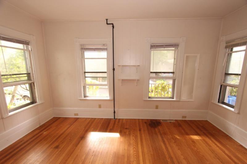 8 S Union St - Photo 6 of 16