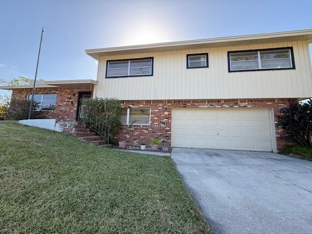 2352 Armour Ct - Photo 2 of 20