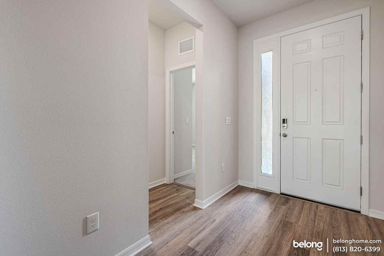 16037 7th Ave E - Photo 3 of 39
