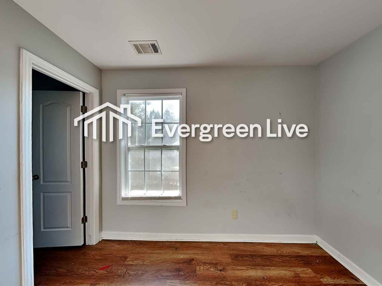 5751 Castlebrook Dr - Photo 6 of 15