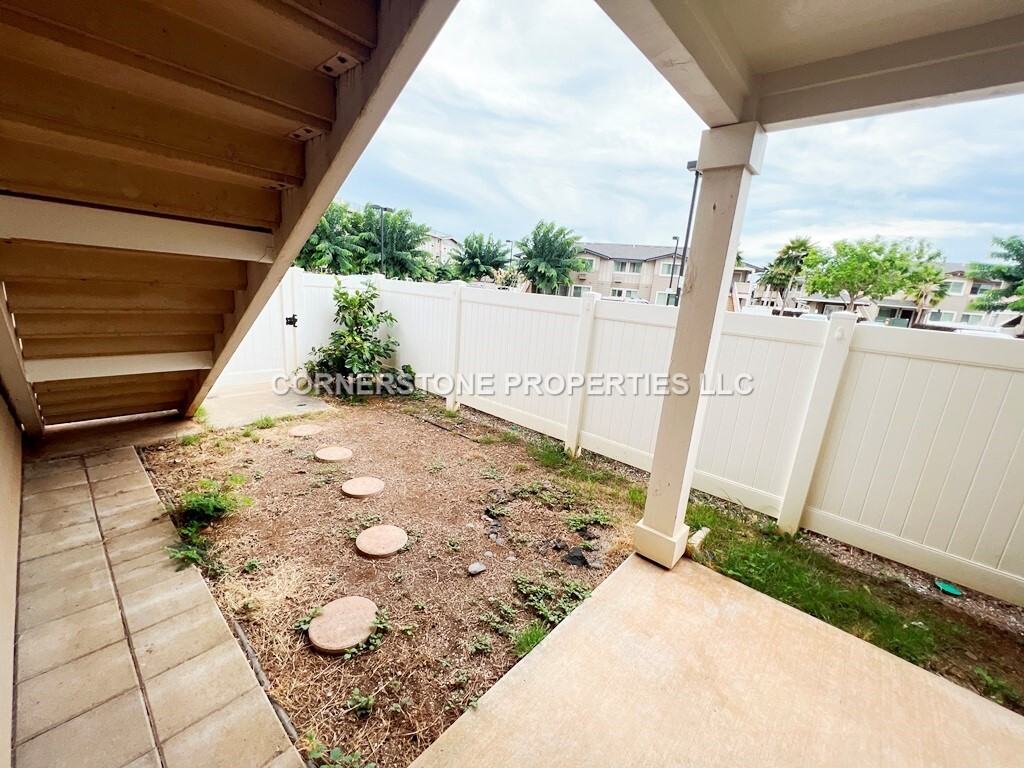 91-1027 Kamaaha Ave #1 - Photo 4 of 17