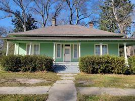 featured image of 533 W 4th St #3