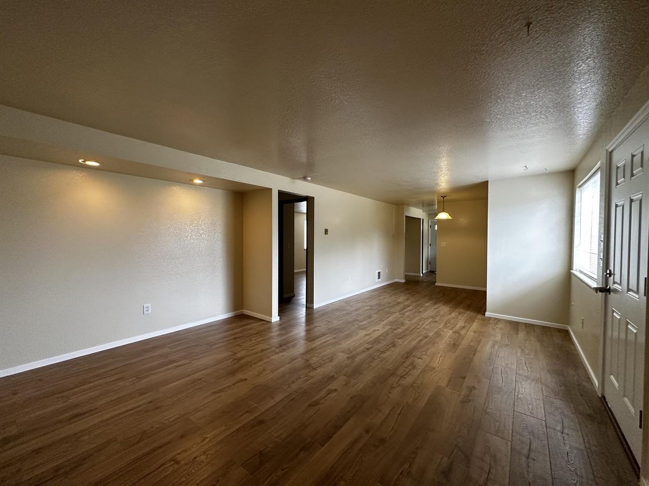 971 Point Brown Ave Se #1 - Photo 3 of 13