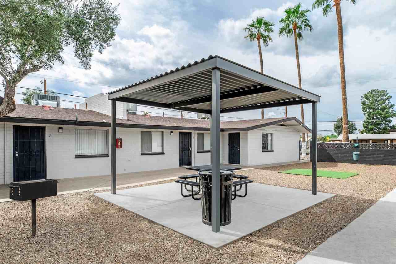 The Cara - Photo 7 of 48