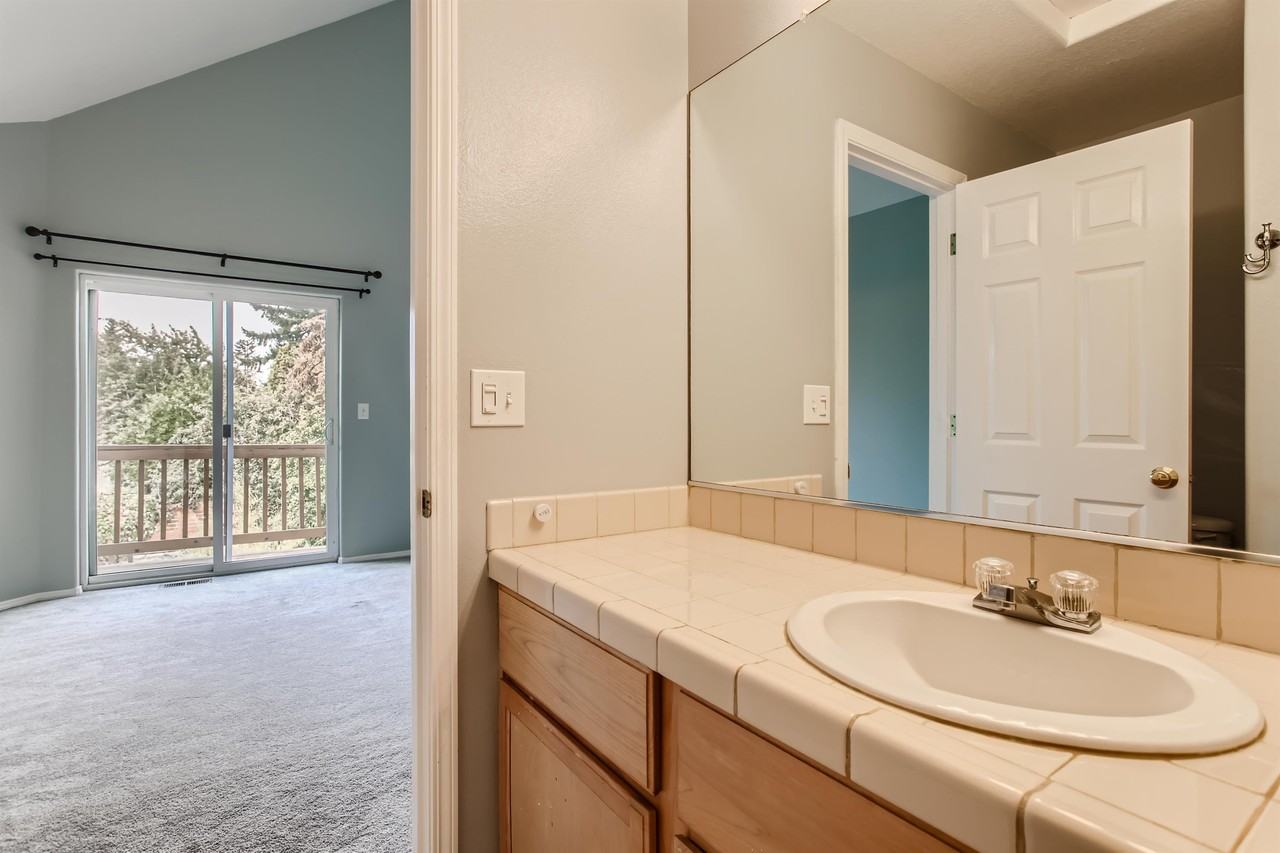 4419 Se 79th Ave - Photo 2 of 28