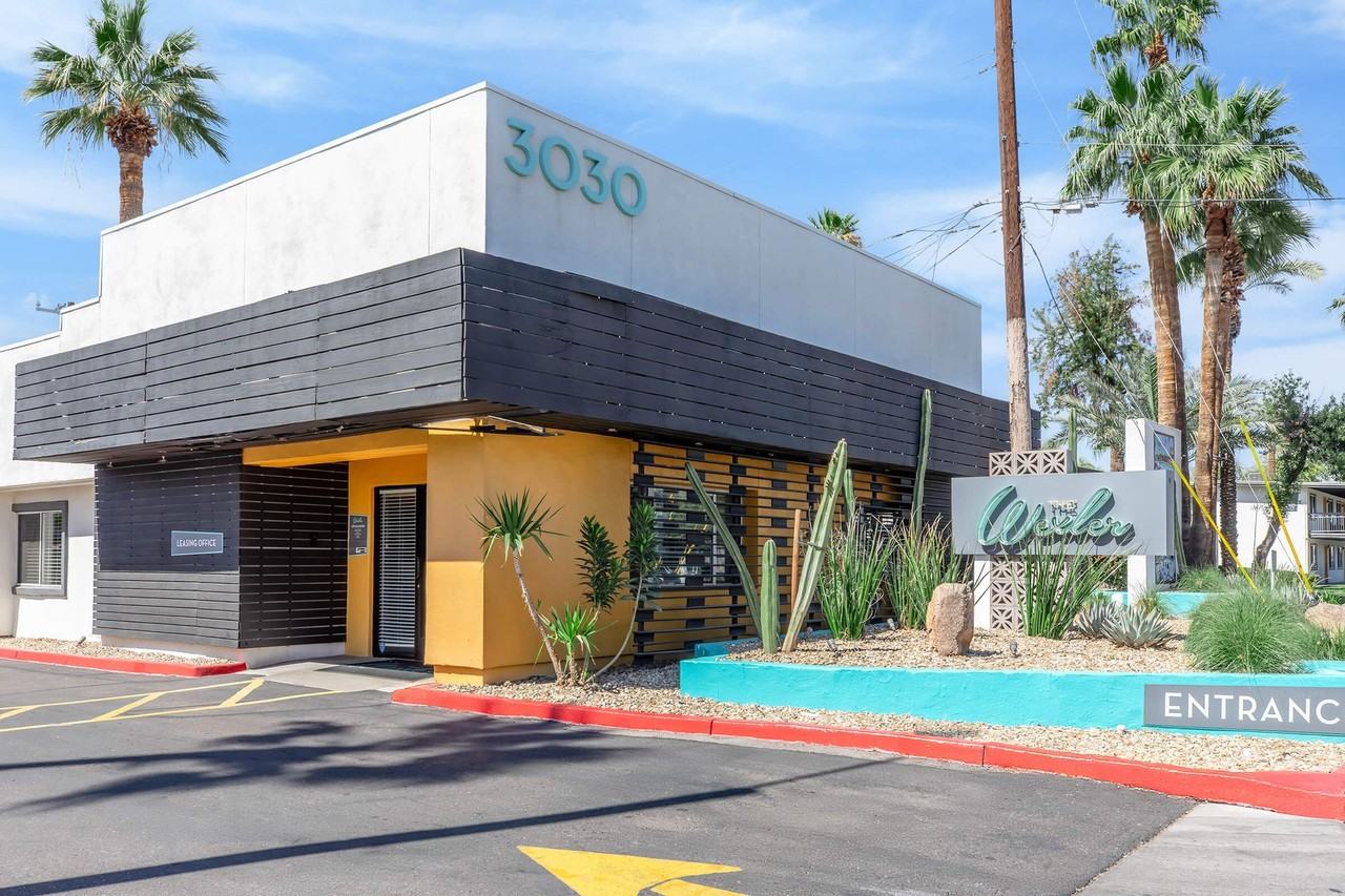 The Wexler Apartments - Photo 5 of 32