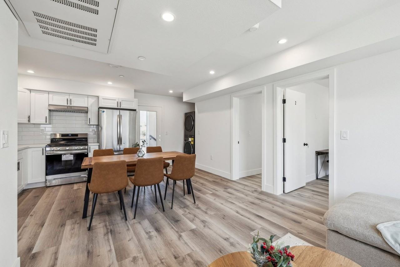 Leo P 3111 Walton Ave - Photo 6 of 9