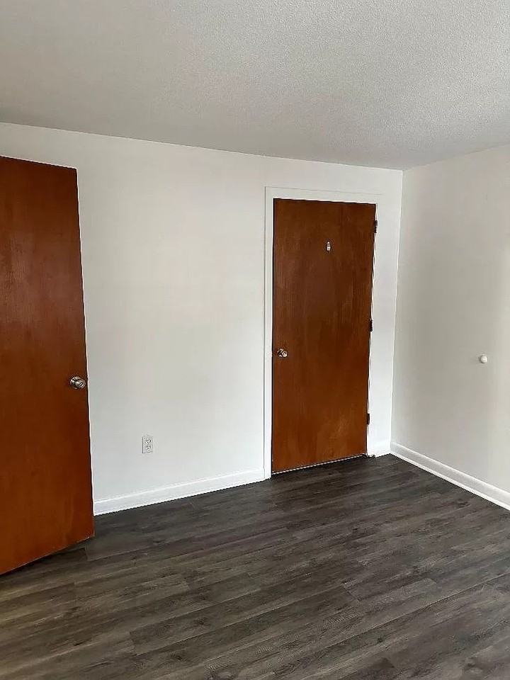 252 West St #5 - Photo 5 of 8