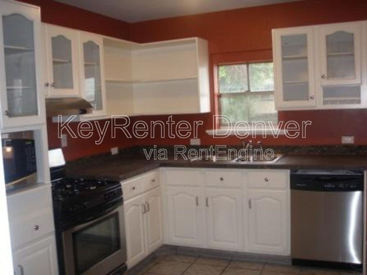 1540 Zenobia St - Photo 5 of 20