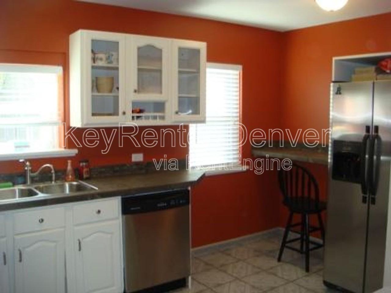 1540 Zenobia St - Photo 7 of 20