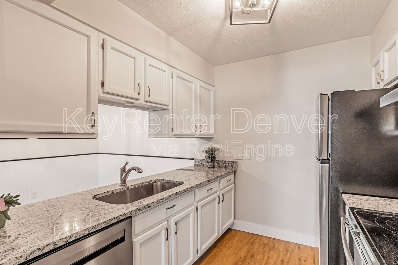 7665 East Eastman Avenue #A103 - Photo 6 of 16