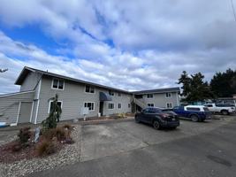 featured image of 795 Elm Ave