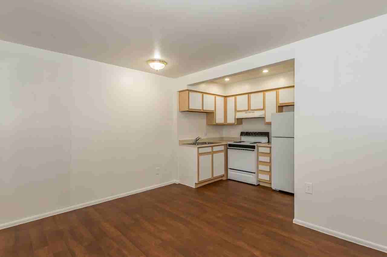 La Cascada I Apartments - Photo 2 of 7