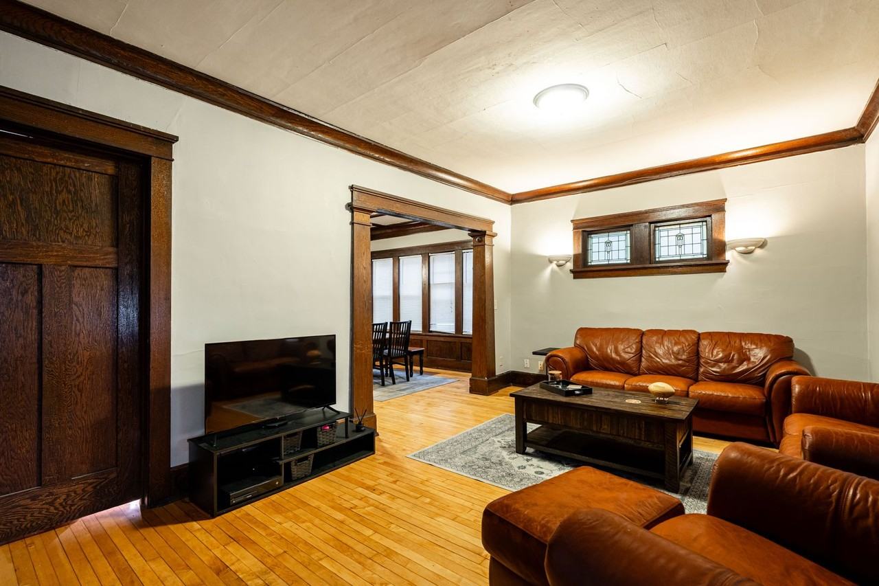 3308 N Oakland Ave - Photo 6 of 24