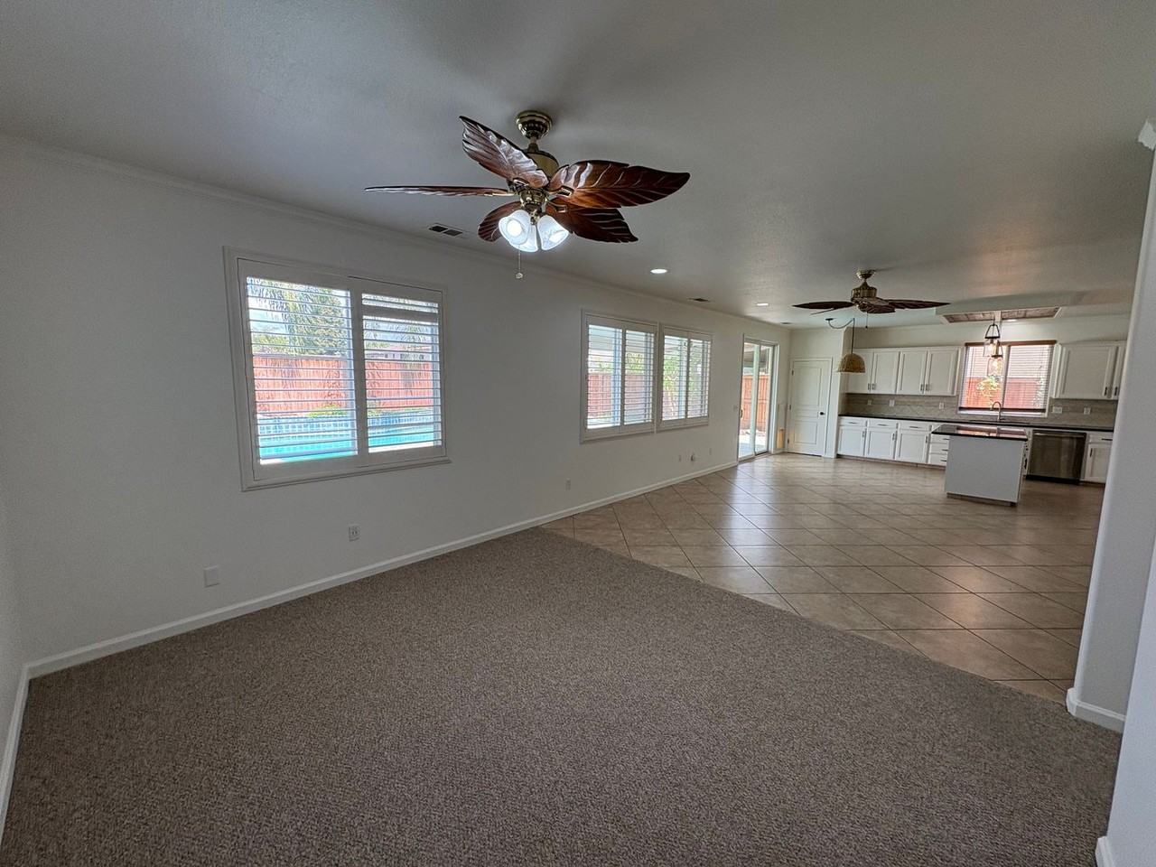 5928 W Whitley Ave - Photo 4 of 50
