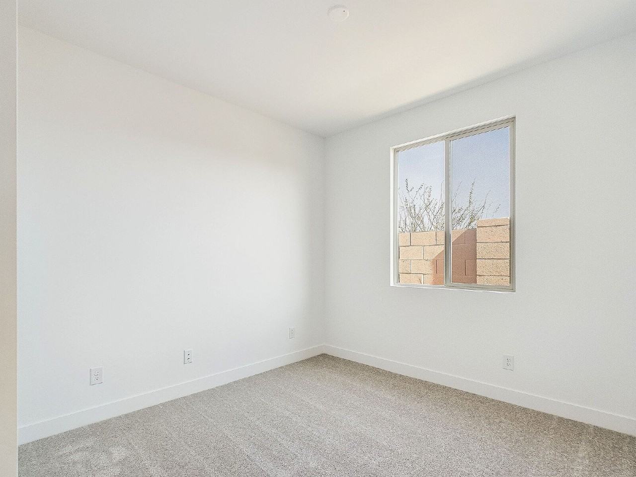 14772 W Soft Wind Dr - Photo 6 of 20