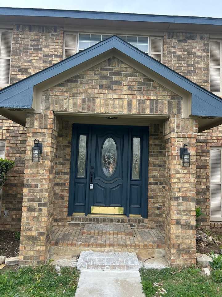 1131 Holly Dr - Photo 2 of 46