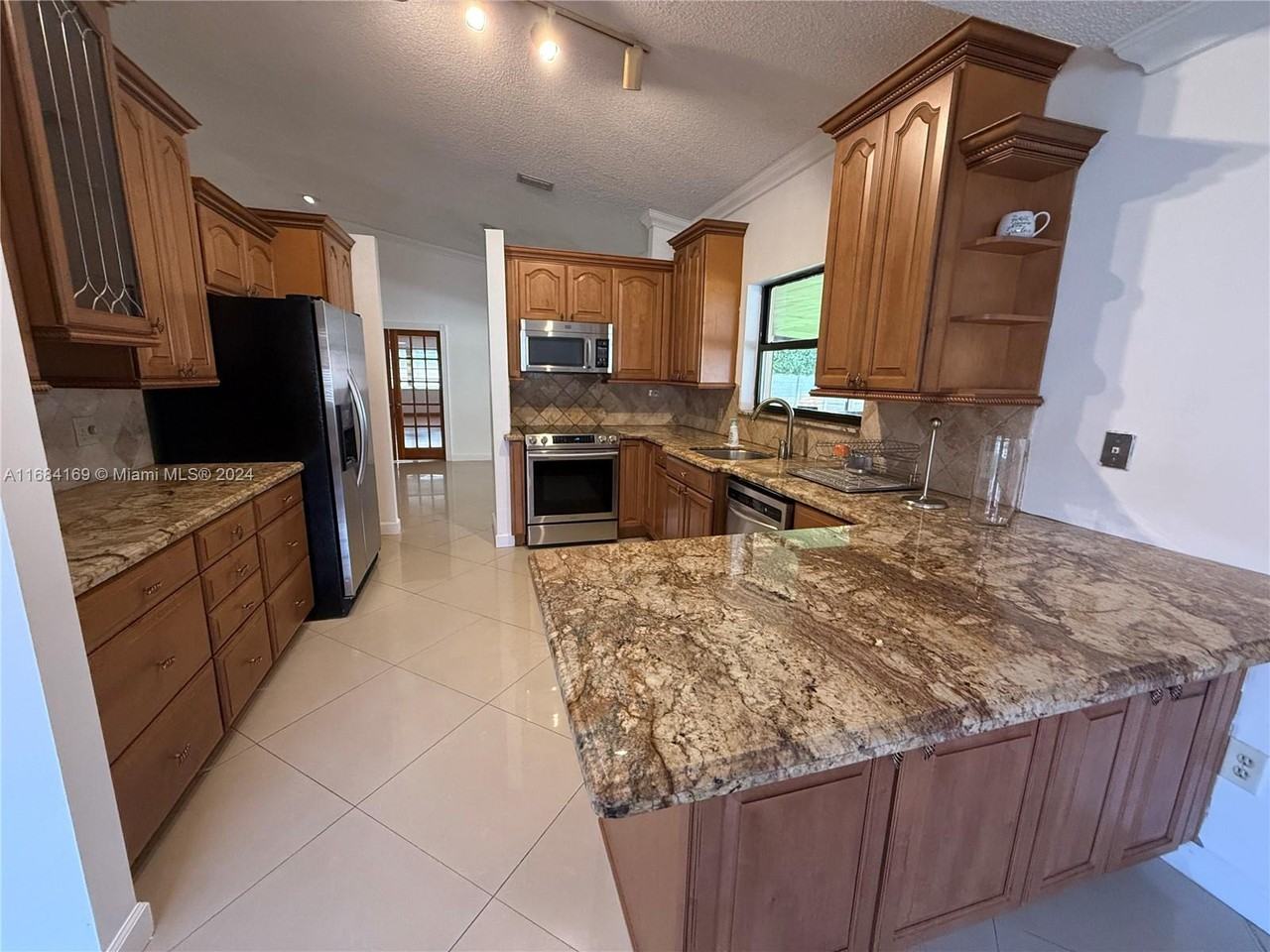 14381 Sw 19th Ter #NA - Photo 3 of 13