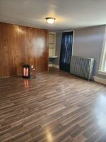 featured image of 628 E Madison St