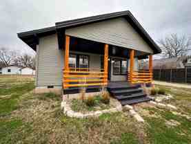 202 W 3rd St - Photo 1 of 1