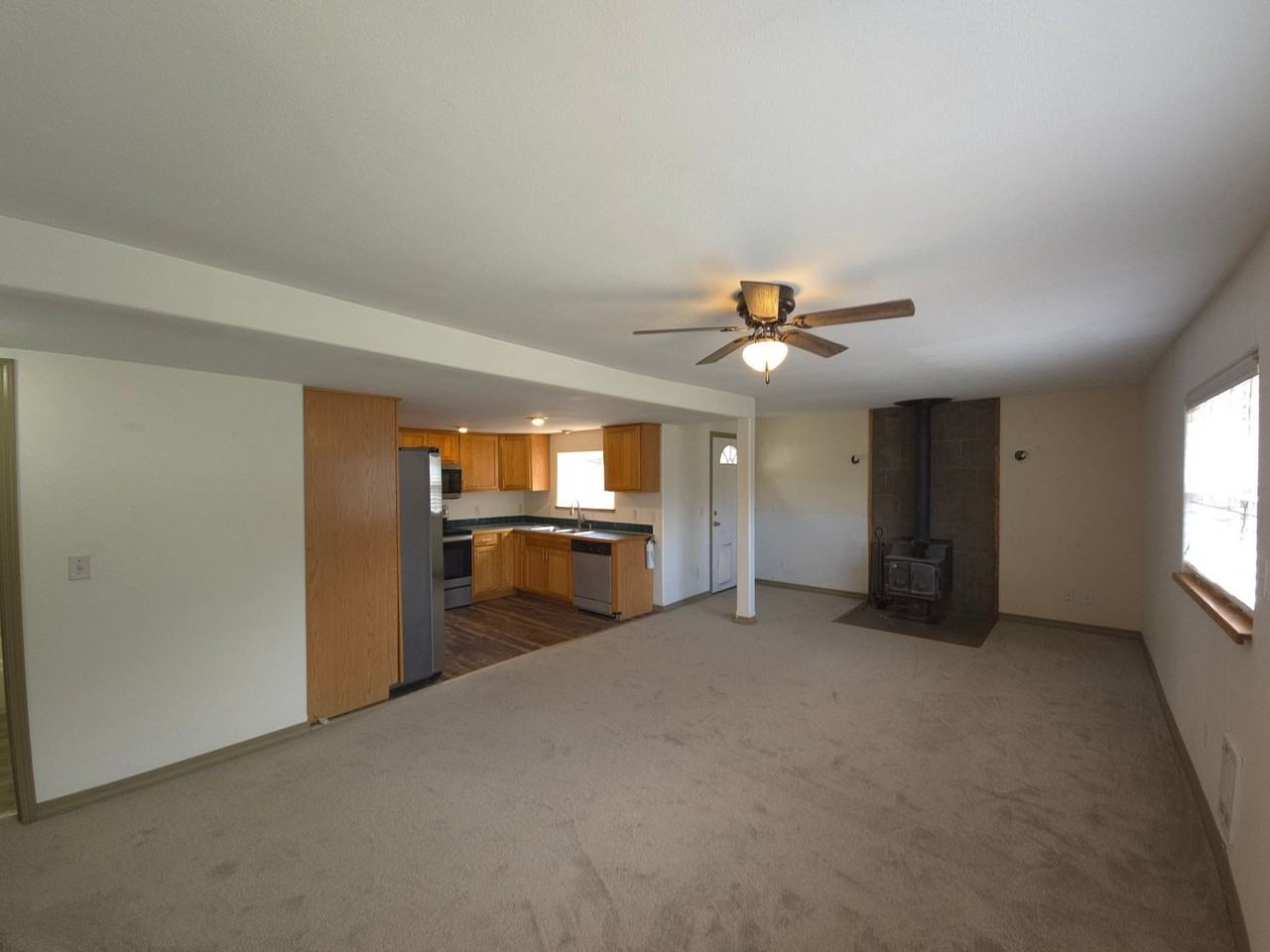 412 W Riverside Ave - Photo 3 of 19