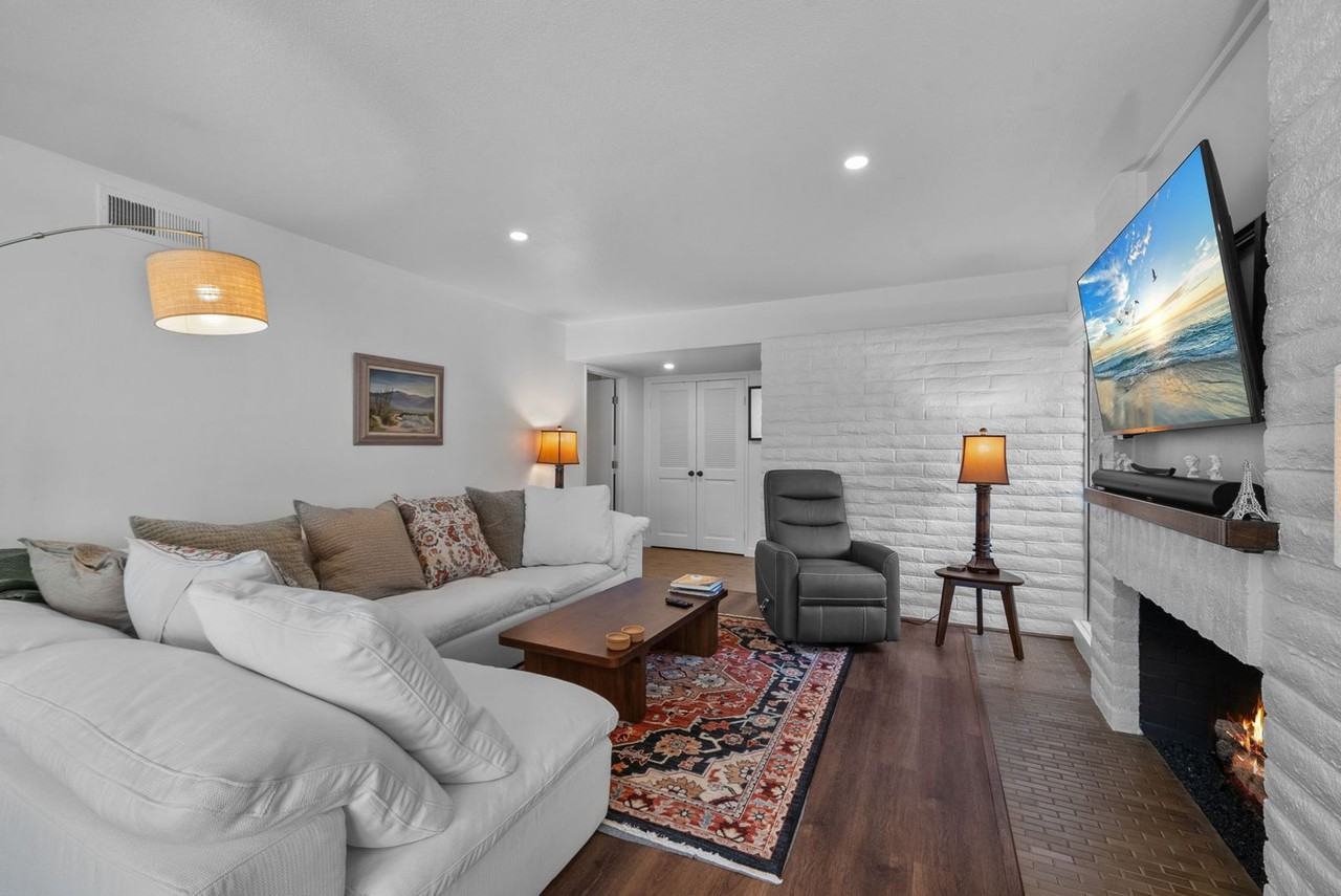 4517 Collwood Ln - Photo 5 of 26