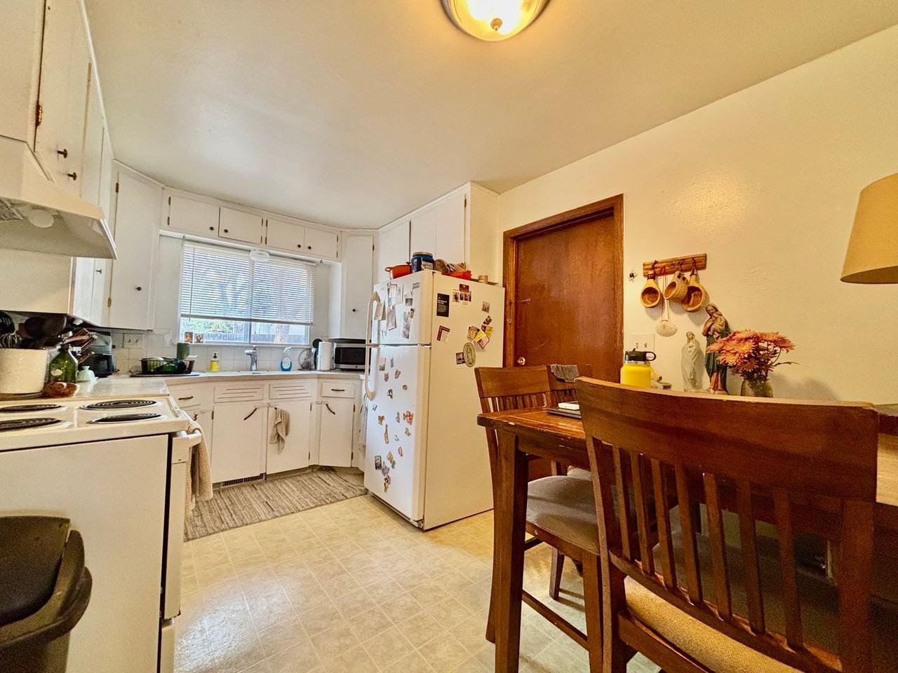 1707 Stover St - Photo 4 of 9