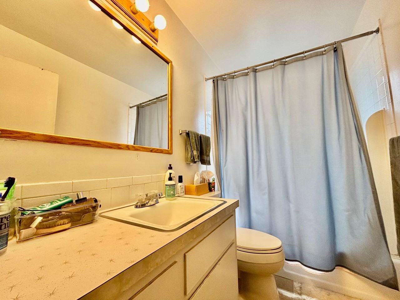 1707 Stover St - Photo 7 of 9