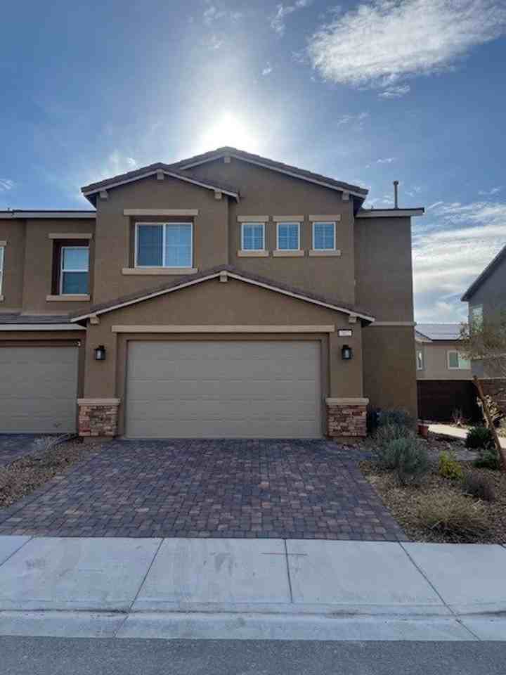 7022 Noah Raven St - Photo 2 of 36