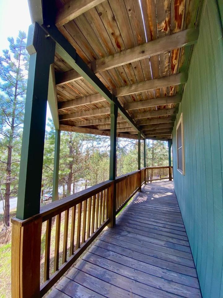 2011 Nw West Hills Ave - Photo 5 of 9